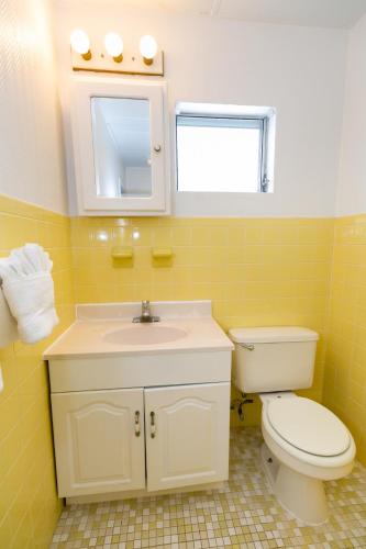 在meiguo.com看到的Gondolier Motel - Wildwood的介绍图片