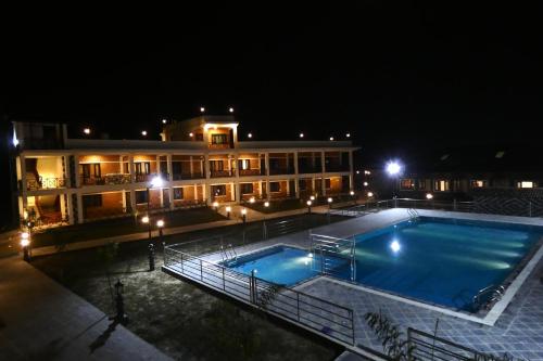 Swimming pool, Babai Resort Pvt Ltd in Thakudwara Swimming pool, Babai Resort Pvt Ltd in Thakudwara