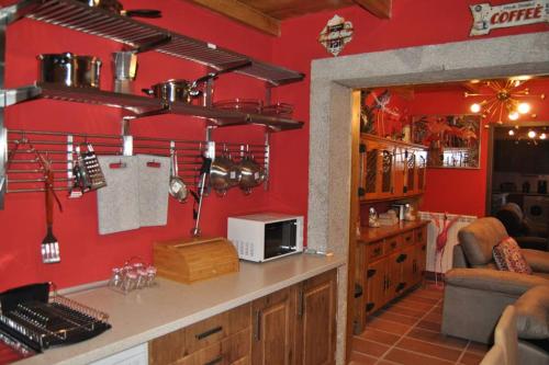 Konyha, Casa Rural Villa Angeles con Piscina y Jacuzzi in Collado Mediano Konyha, Casa Rural Villa Angeles con Piscina y Jacuzzi in Collado Mediano