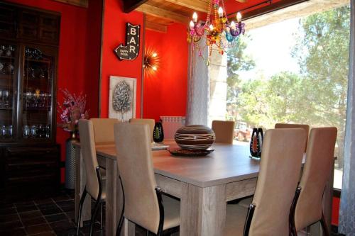 Létesítmények, Casa Rural Mansion Adela con Piscina y Jacuzzi in Collado Mediano Létesítmények, Casa Rural Mansion Adela con Piscina y Jacuzzi in Collado Mediano