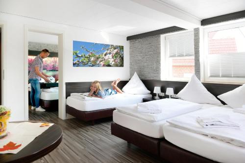 Familienhotel "Rhon Feeling" in เบิร์นเฮาเซิน Familienhotel "Rhon Feeling" in เบิร์นเฮาเซิน