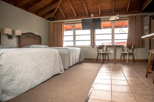 Ragged Edge Resort & Marina in Planation Key Ragged Edge Resort & Marina in Planation Key