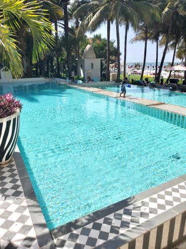 Attractions, Gambia Seafront Central in Brufut Attractions, Gambia Seafront Central in Brufut