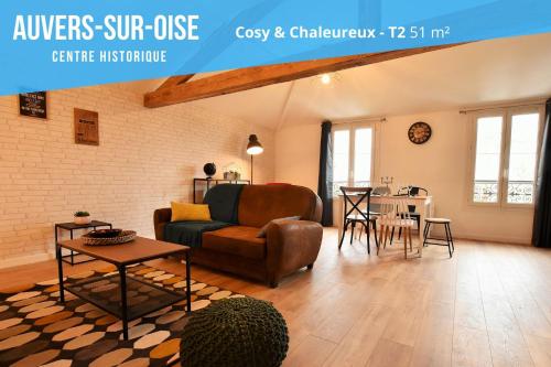 Guestroom, LE TOIT D'AUVERS - T2- 2e etage in Auvers-sur-Oise Guestroom, LE TOIT D'AUVERS - T2- 2e etage in Auvers-sur-Oise
