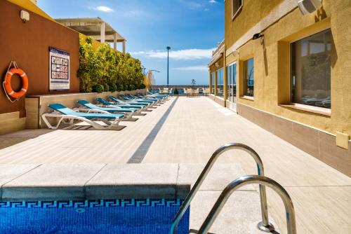 수영장, Hotel Porto Calpe in 킬페 수영장, Hotel Porto Calpe in 킬페