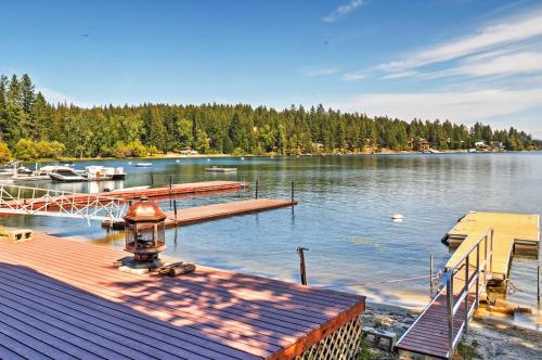 Newport Cabin with Lakefront Private Porch and Grill! in Sandpoint (ID) Newport Cabin with Lakefront Private Porch and Grill! in Sandpoint (ID)