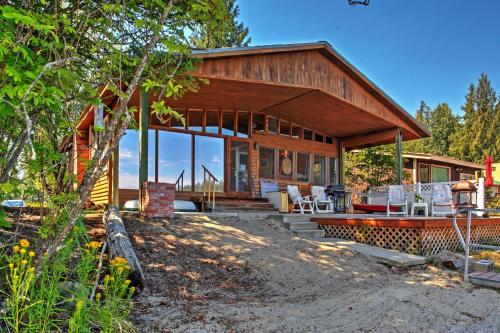 Newport Cabin with Lakefront Private Porch and Grill! in Sandpoint (ID) Newport Cabin with Lakefront Private Porch and Grill! in Sandpoint (ID)