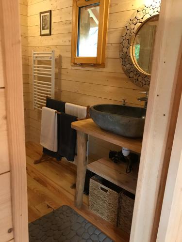 Cabane perchee in Milly-la-Foret Cabane perchee in Milly-la-Foret