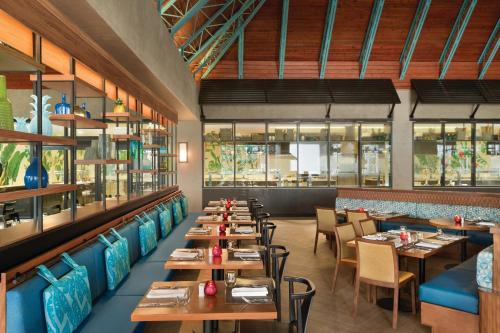 Restaurante, Hilton La Romana All- Inclusive Adult Resort in Bayahíbe Restaurante, Hilton La Romana All- Inclusive Adult Resort in Bayahíbe