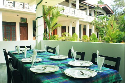 Restaurant, Sigiriya Sun Shine Villa in Sigiriya Restaurant, Sigiriya Sun Shine Villa in Sigiriya