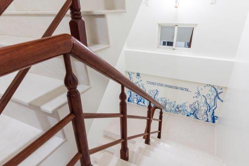 Einrichtungen, Blue Lagoon near Kueibishan Einrichtungen, Blue Lagoon near Kueibishan