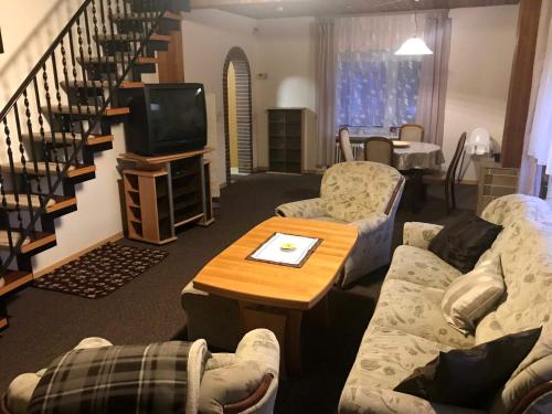 gedeelde lounge/tv-ruimte, Ferienwohnung-Bullendorf in Lubeck Suburbs gedeelde lounge/tv-ruimte, Ferienwohnung-Bullendorf in Lubeck Suburbs