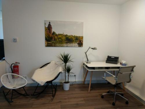 Business center, Strietpartment - 2 Schlafzimmer, viel Raum und Ruhe in Aschaffenburg Business center, Strietpartment - 2 Schlafzimmer, viel Raum und Ruhe in Aschaffenburg