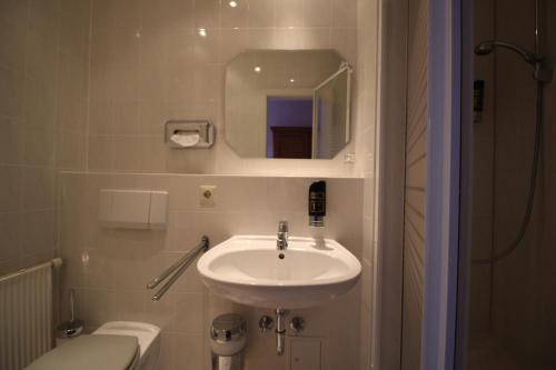 This photo about Landhaus Alt Reddevitz shared on HyHotel.com