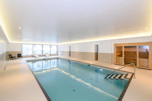 สระว่ายน้ำ, 17 Woolacombe The Byron in วูลาคอมบ์ สระว่ายน้ำ, 17 Woolacombe The Byron in วูลาคอมบ์