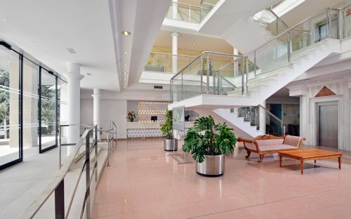 Lobby, Aparthotel Isla de Cabrera in Ses Salines Lobby, Aparthotel Isla de Cabrera in Ses Salines