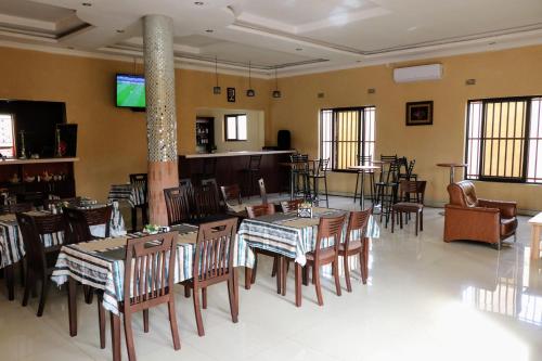 Ravintola, THE ESCAPE LODGE in Lusaka Ravintola, THE ESCAPE LODGE in Lusaka