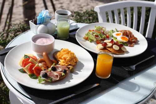 Food and beverages, Laksasubha Resort in Hua Hin Beachfront Food and beverages, Laksasubha Resort in Hua Hin Beachfront