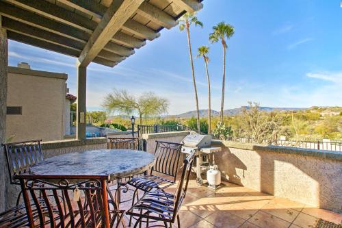 Lovely Mountain-View Getaway with Pool and Spa Access! in Carefree Lovely Mountain-View Getaway with Pool and Spa Access! in Carefree