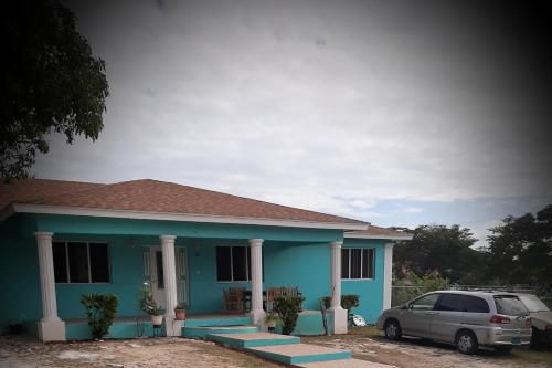 Eastwood Escape in Paradise Island Eastwood Escape in Paradise Island