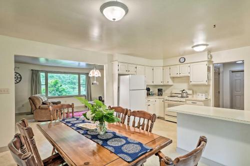 Family Home with WiFi, 14 Mi to Dutch Wonderland! in New Holland Family Home with WiFi, 14 Mi to Dutch Wonderland! in New Holland