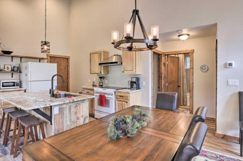 5 Mi to Ski Resort Mtn-View Breck Home with Hot Tub in Blue River 5 Mi to Ski Resort Mtn-View Breck Home with Hot Tub in Blue River