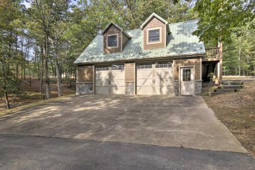 Couples Cabin - 5 Mi to DT Berkeley Springs! in Berkeley Springs (WV) Couples Cabin - 5 Mi to DT Berkeley Springs! in Berkeley Springs (WV)