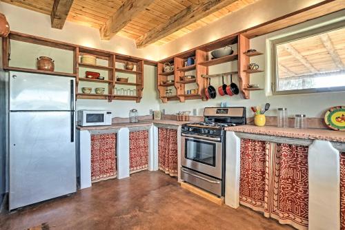 Secluded San Ysidro House with Desert Views! in Santa Ana Pueblo (NM) Secluded San Ysidro House with Desert Views! in Santa Ana Pueblo (NM)