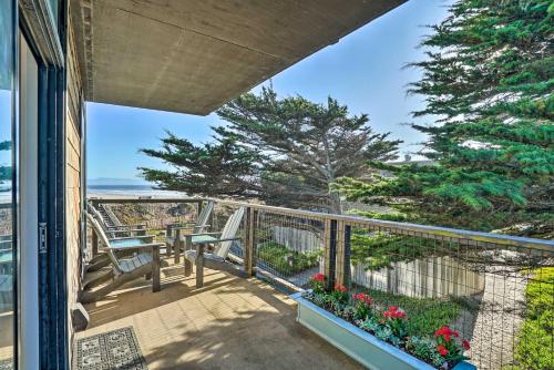balkon/terras, Beachfront Condo with Monterey Bay Views! in Watsonville balkon/terras, Beachfront Condo with Monterey Bay Views! in Watsonville