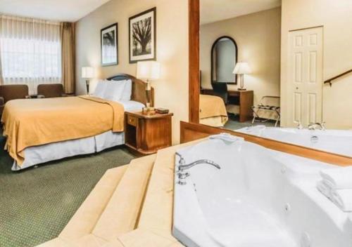 This photo about Art Infiniti Hotel shared on HyHotel.com