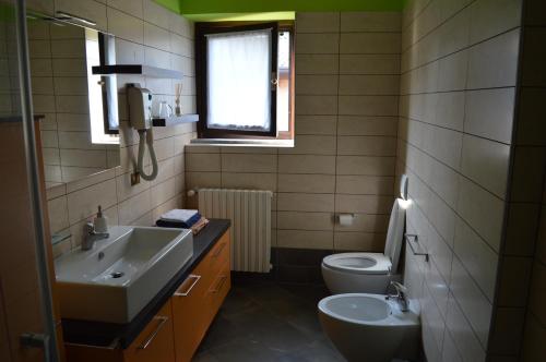 Bagno, Maison d'Elite in Seregno Bagno, Maison d'Elite in Seregno