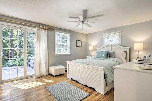 about 4 Mi to Dtwn Chatham Home with Fire Pit