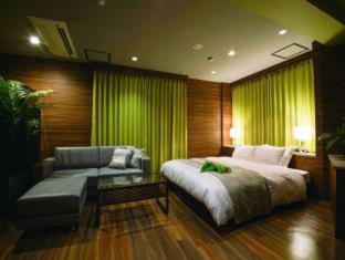 REFTEL Osaka in Minoh REFTEL Osaka in Minoh