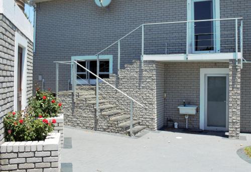 YZERFONTEIN LUXURY GUEST HOUSE in Yzerfontein YZERFONTEIN LUXURY GUEST HOUSE in Yzerfontein