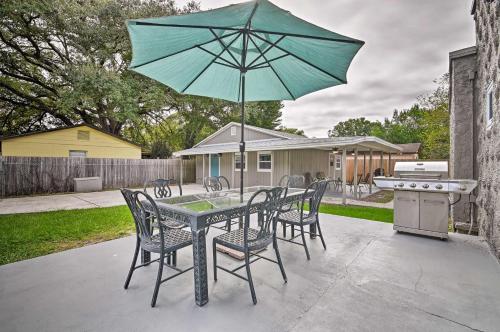 Spacious Winter Garden Home with BBQ, Walk to Dwtn! in Winter Garden Spacious Winter Garden Home with BBQ, Walk to Dwtn! in Winter Garden