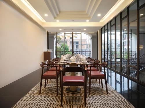 Restaurant, Senna Hue Hotel in Hue Restaurant, Senna Hue Hotel in Hue