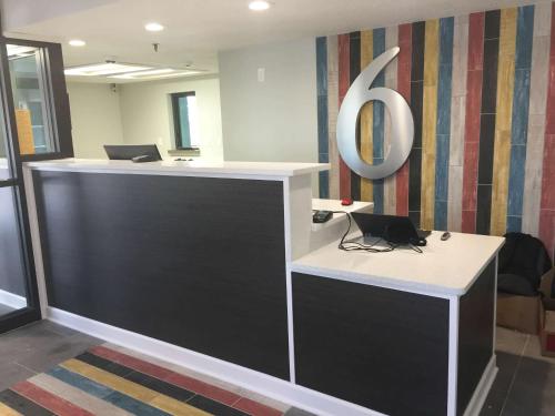 ردهة, Motel 6 Burnsville, MN in Burnsville ردهة, Motel 6 Burnsville, MN in Burnsville