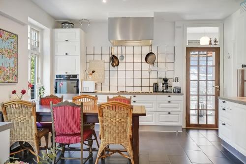 Kitchen, Sweethome Guesthouse near Esbjerg Airport Kitchen, Sweethome Guesthouse near Esbjerg Airport