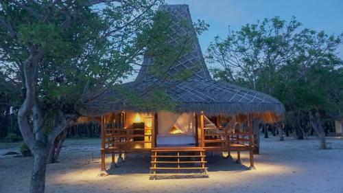 Costa Beach Resort & Club in 울라 와이젤루 Costa Beach Resort & Club in 울라 와이젤루
