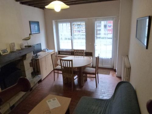 "Les Mouettes" Maison de pêcheur en centre ville ("Les Mouettes" Maison de pecheur en centre ville) in Saint Vaast La Hougue "Les Mouettes" Maison de pêcheur en centre ville ("Les Mouettes" Maison de pecheur en centre ville) in Saint Vaast La Hougue