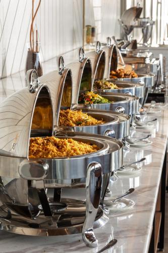 Alimentos e Bebidas, Hotel Santika Pasir Koja Bandung in Bandung Alimentos e Bebidas, Hotel Santika Pasir Koja Bandung in Bandung