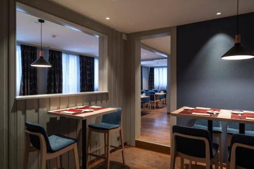 ห้องอาหาร, โรงแรมคอนติเนนตัล (Hotel Continental) in เซอร์มัต ห้องอาหาร, โรงแรมคอนติเนนตัล (Hotel Continental) in เซอร์มัต