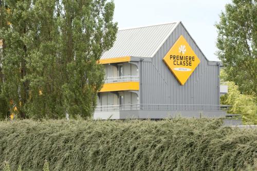 כניסה, Premiere Classe Caen Est - Mondeville in Caen כניסה, Premiere Classe Caen Est - Mondeville in Caen