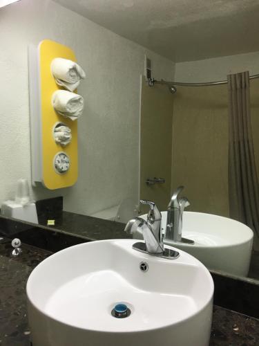 FairBridge Inn Express Melrose Park in South O'Hare FairBridge Inn Express Melrose Park in South O'Hare