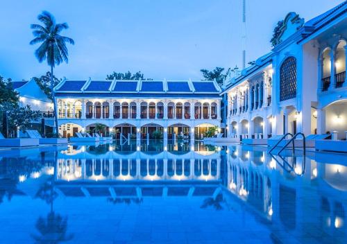 Racha Island Resort in Racha Island Racha Island Resort in Racha Island