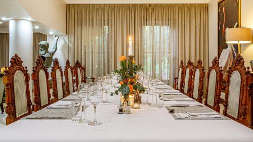 Ресторан, Christies @32 on Russell in Нельспруйт Ресторан, Christies @32 on Russell in Нельспруйт