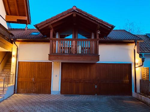 Exterior view, Gartner`s Platzl in Eberfing Exterior view, Gartner`s Platzl in Eberfing