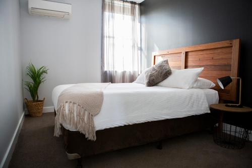 Revive Central Apartments in Temora Revive Central Apartments in Temora