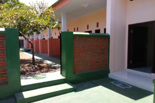 Entrance, Kelapa Gading Homestay Syariah RedPartner in Glagah Entrance, Kelapa Gading Homestay Syariah RedPartner in Glagah