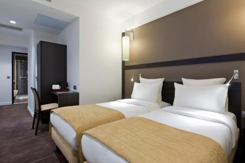 Simon's Boutique Hotel in 18th - Sacre Coeur - Montmartre Simon's Boutique Hotel in 18th - Sacre Coeur - Montmartre